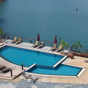 https://langkawi-yacht-club.tophotelslangkawi.com